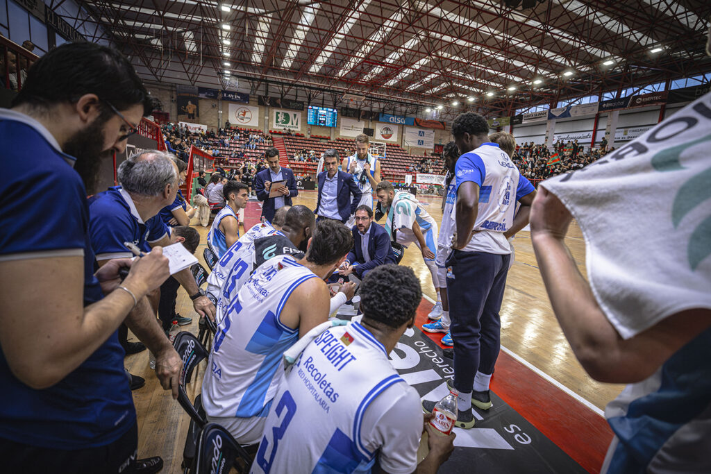 El Longevida San Pablo Burgos sigue de dulce (72-84) – Revista Forofos