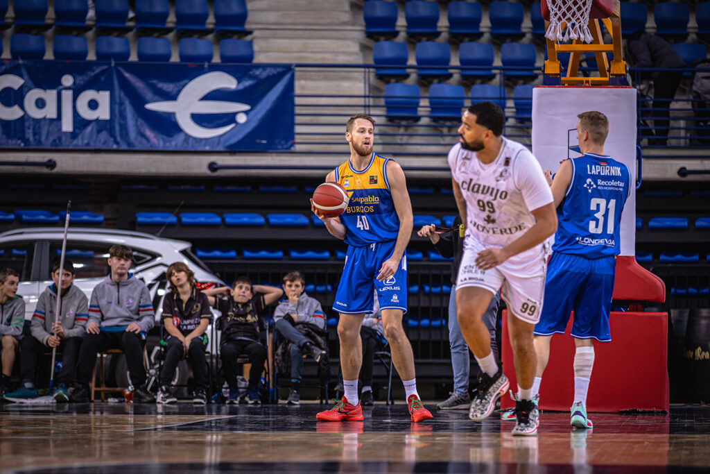 El Longevida San Pablo se reencuentra con la victoria (62-79) – Revista ...