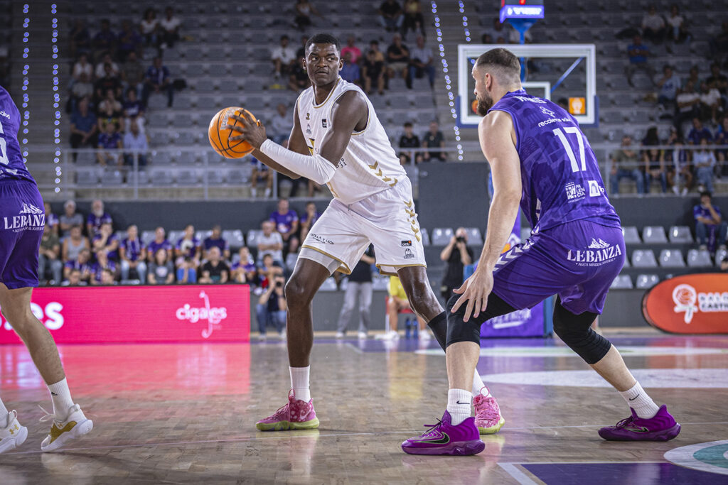 El San Pablo Burgos cae ante el Palencia, que se lleva la Copa de ...